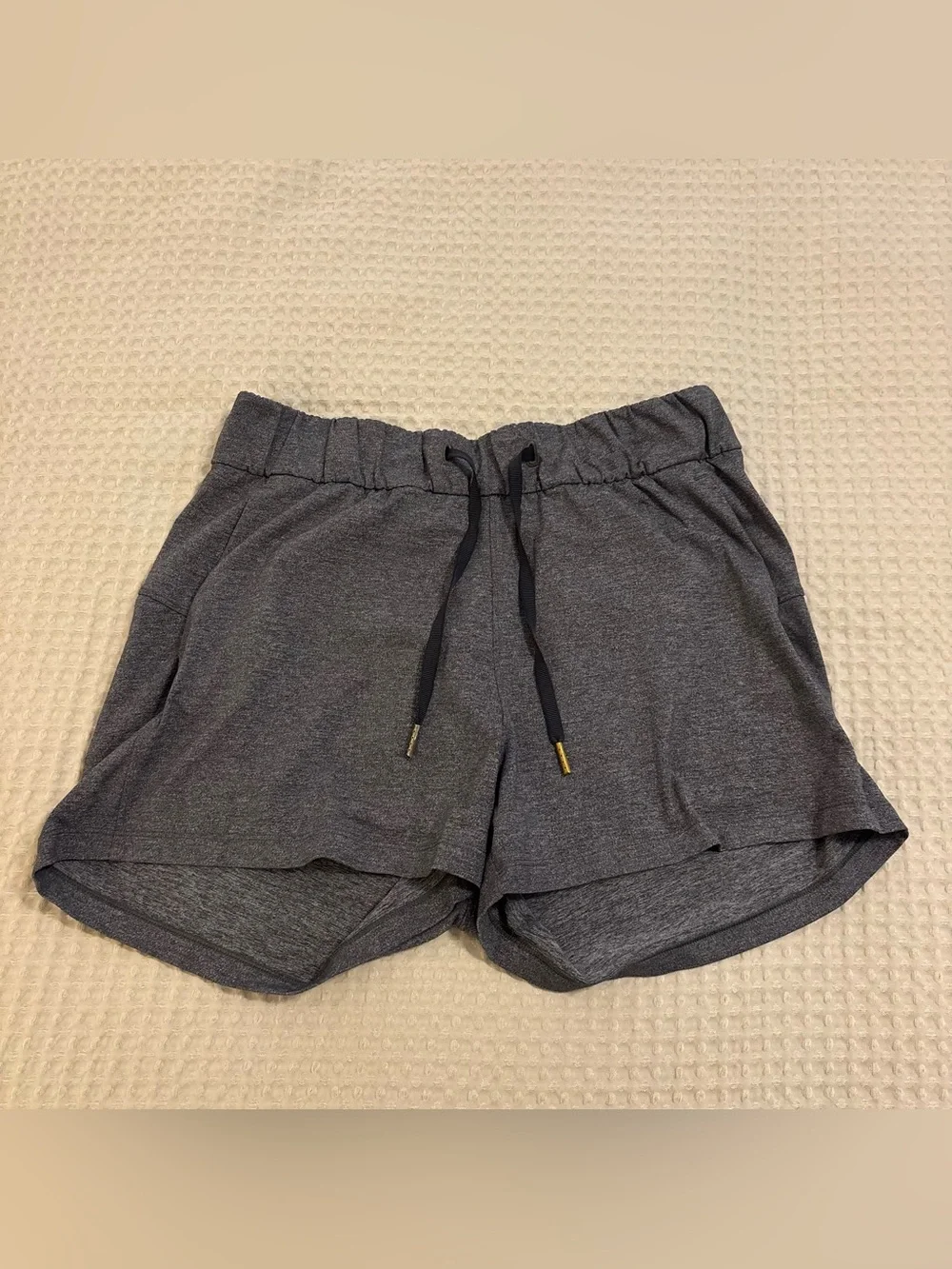 Lululemon On The Fly Shorts Size 6